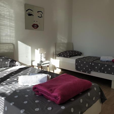 Premium Apartments Adore Novalja Exteriör bild